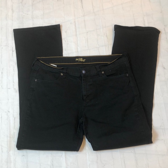 Old Navy Denim - Old Navy The Flirt Black Straight Leg Jean Size 12